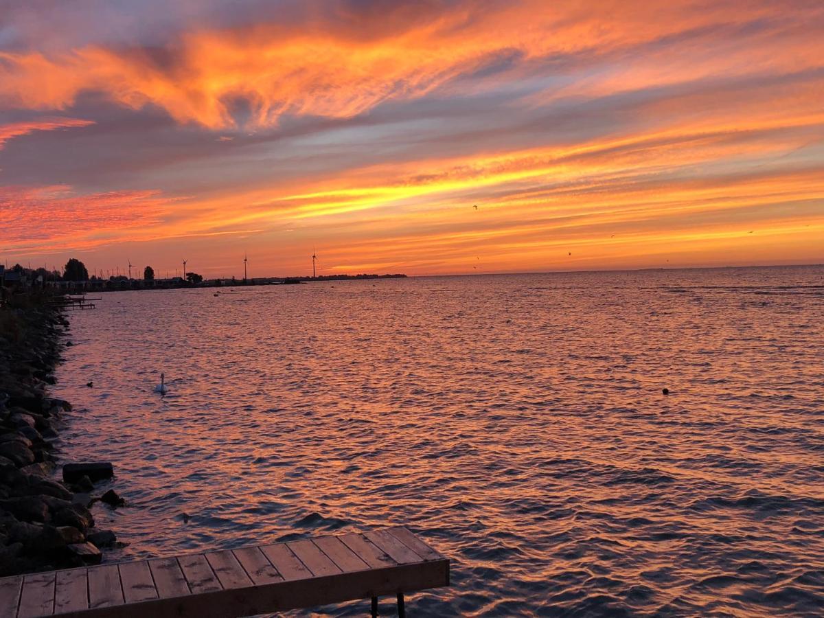 Vakantie Villa Markermeer Bovenkarspel Εξωτερικό φωτογραφία